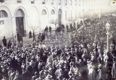 [Andrea Costa : Funerali : Imola : corteo lungo la Via Emilia verso la camera ardente a Palazzo comunale : 20 gennaio 1910]